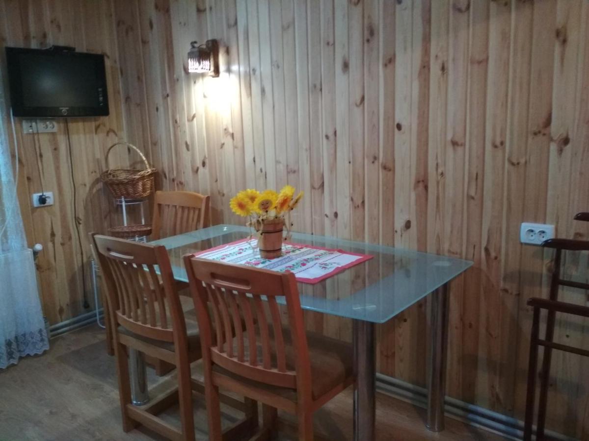 EКО апартаменты-студио біля Кафедрального костелу Каменец-Подольский Экстерьер фото
